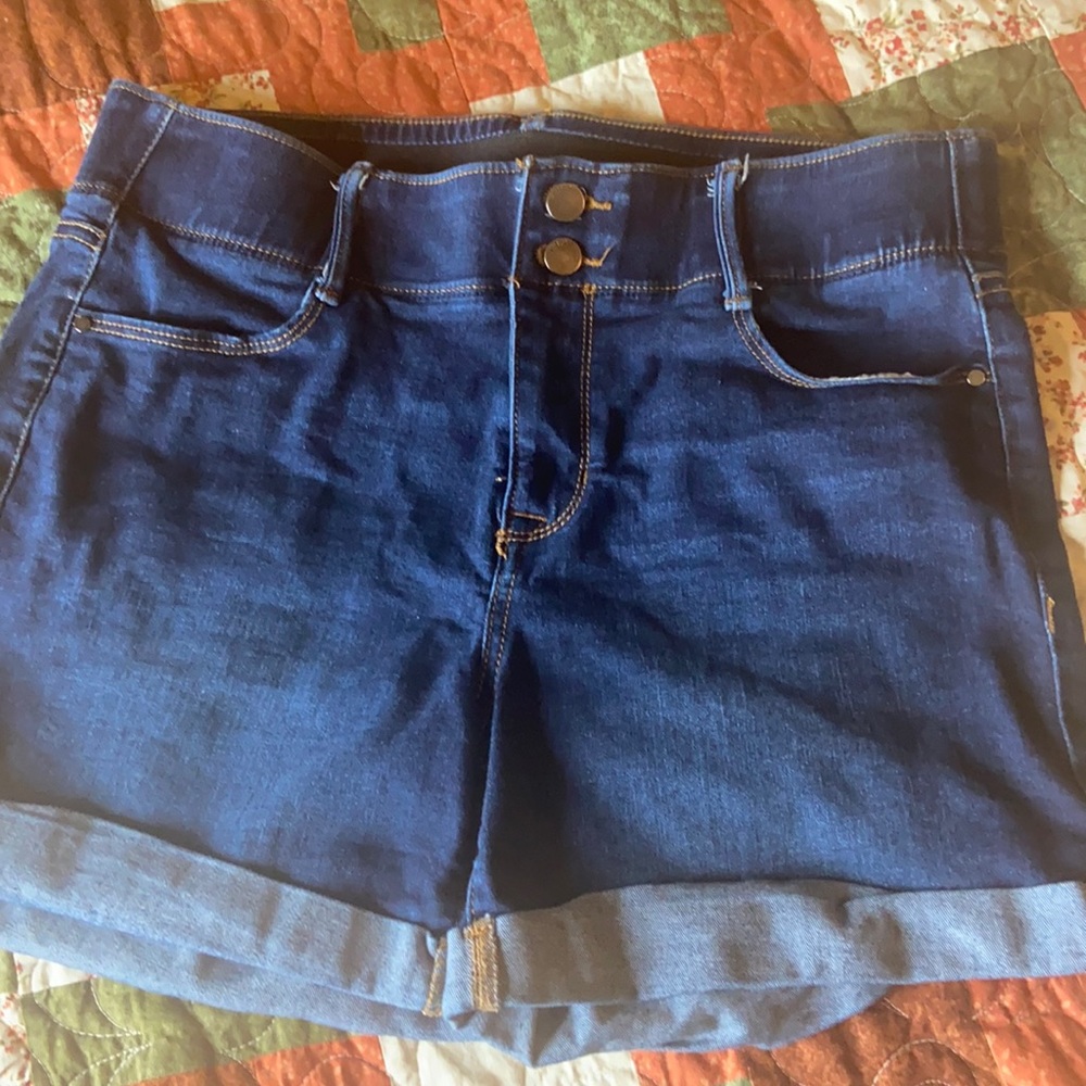 Apt 9 jean shorts